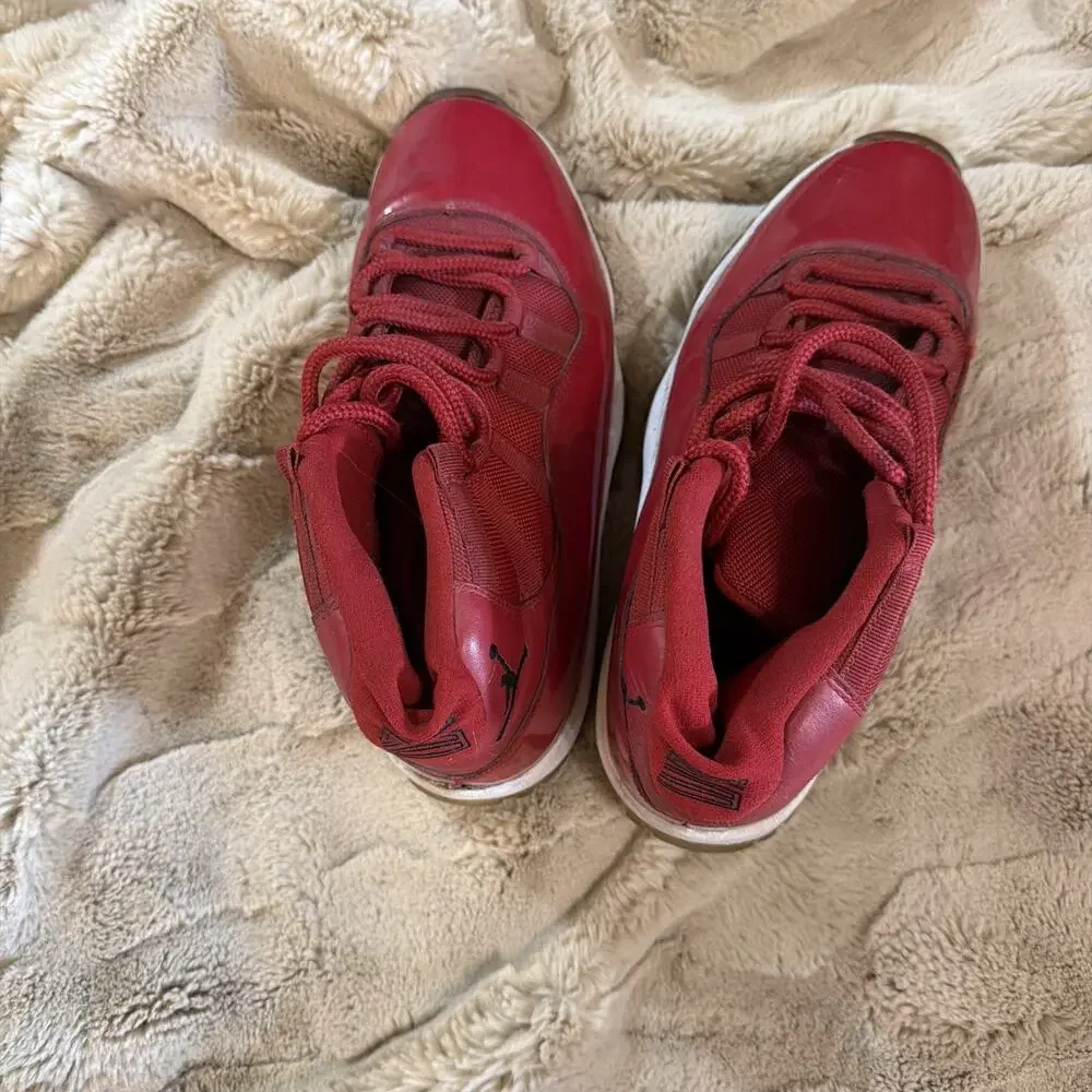 Size 8.5 - Jordan 11 Retro High Win Like '96